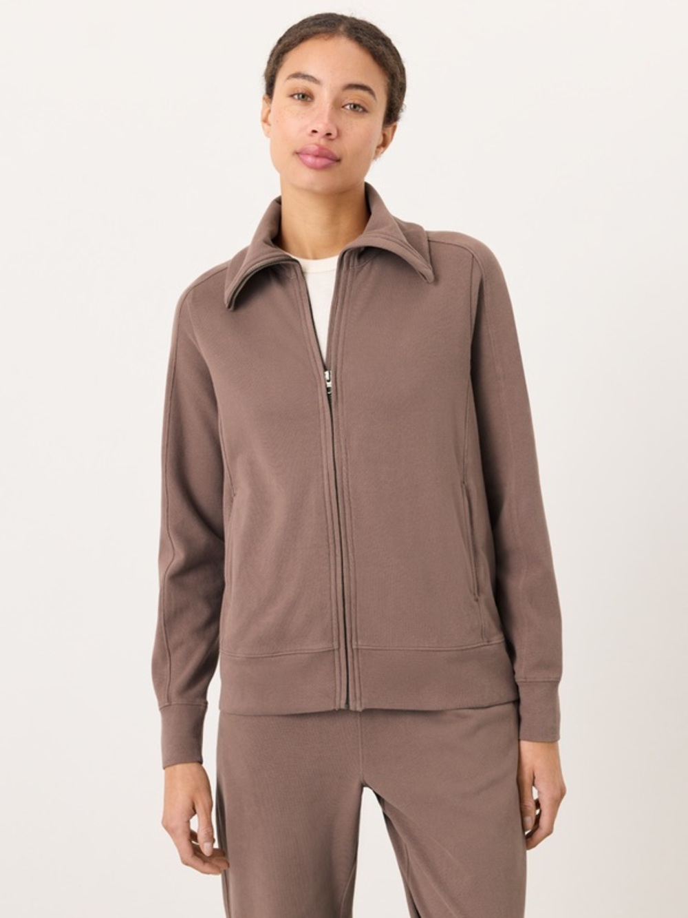 Pact • Organic Women's Zip-Front Cloud Knit Jacket - Taupe